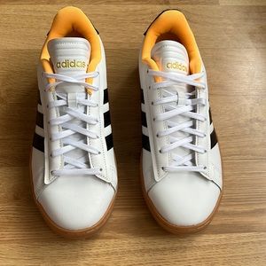 Grand Court Alpha Sneaker